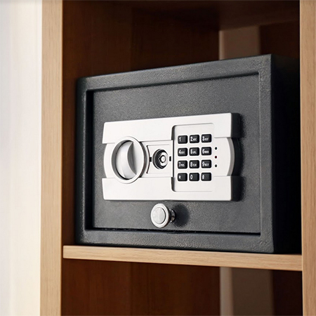 5 Important Items You Should Keep In A Fireproof Safe