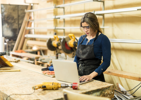 how to put together a business plan