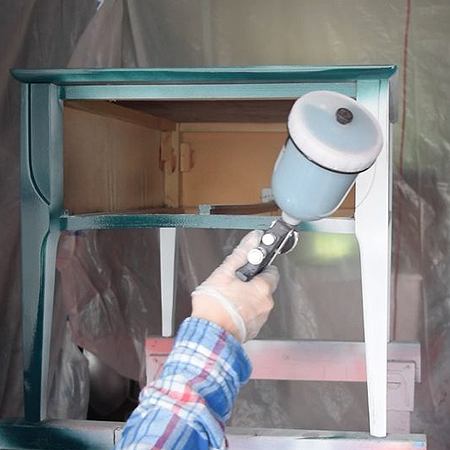 use spray gun to paint furniture