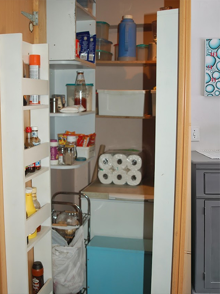 make space for laundry nook