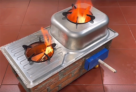 diy wood-fired oven with stovetop and pizza tray