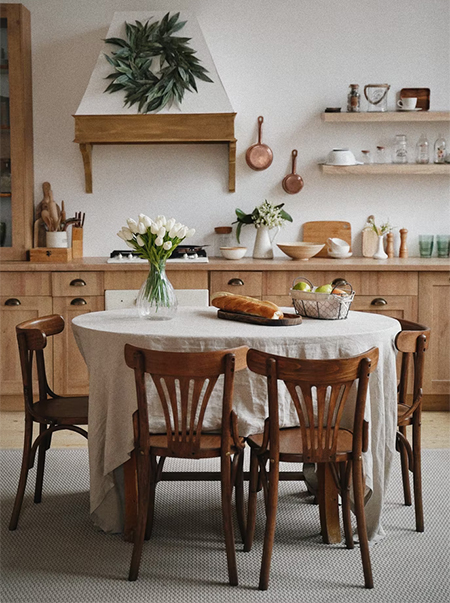 use wood stain to change the colour of wood