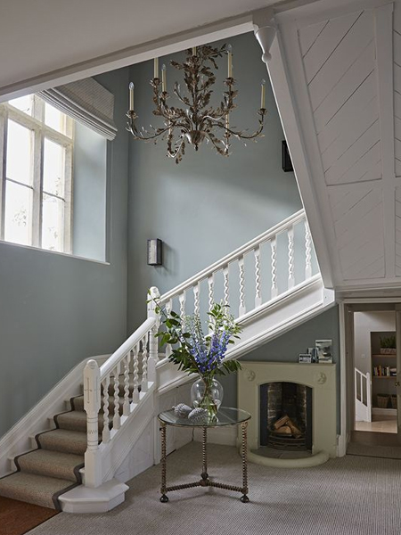decorate colours to match style