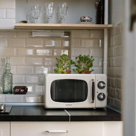 microwave cheaper to use than oven