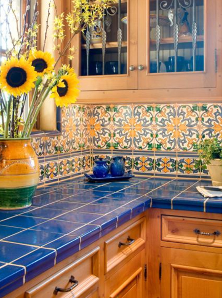 great idea for tiled countertops