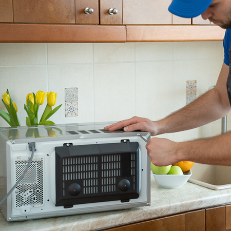 how do you know if a microwave oven is faulty