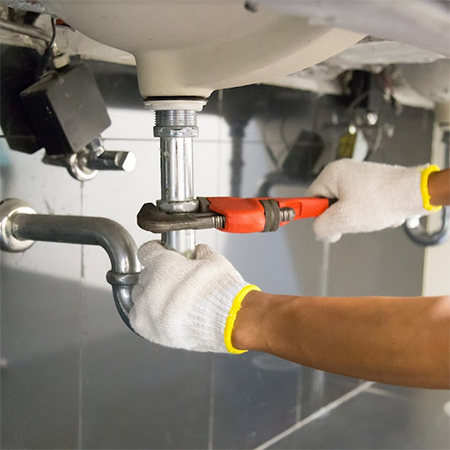 How A Plumber Can Help With Your Kitchen Renovations