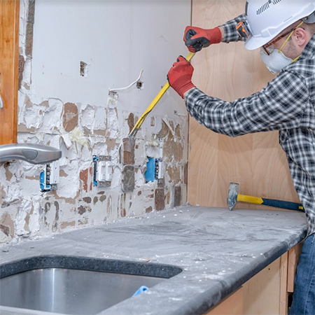 How A Plumber Can Help With Your Kitchen Renovations