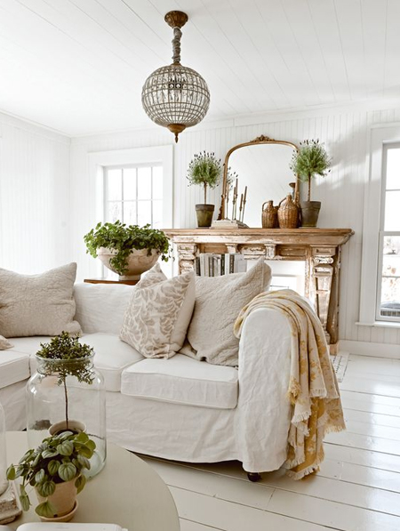 decorate cottage style