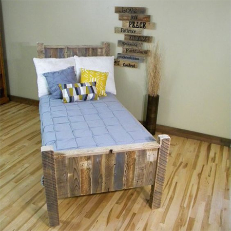 how to make pallet bed