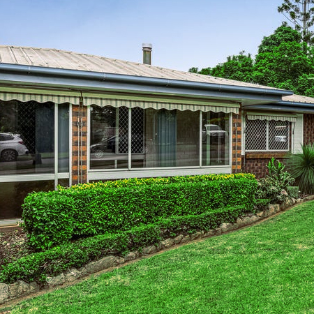 how to maintain garden