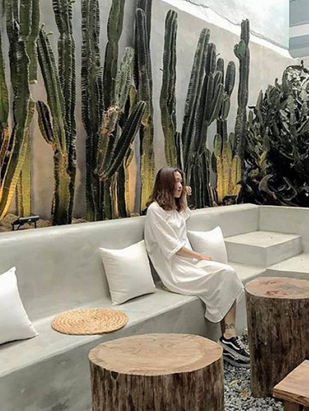 outdoor retreat at decorex