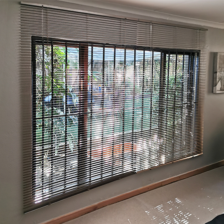 Install Venetian Blinds in Under 30 Minutes... Tops!