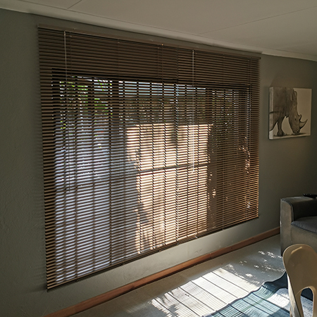 Install Venetian Blinds in Under 30 Minutes... Tops!