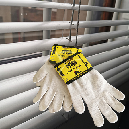 How to Keep Venetian Blinds Clean and Dust-Free