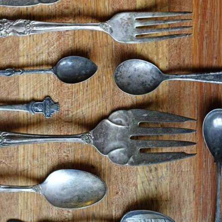 how to clean tarnished silverware