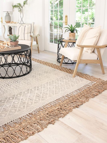 how to layer rugs