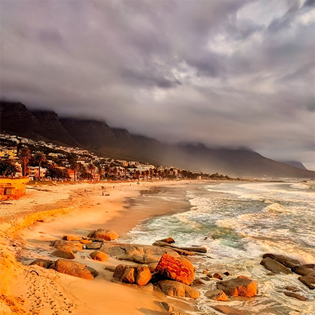 The city's extensive coastline is a draw for coastal cities like Cape Town