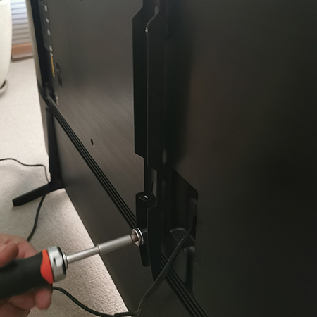 how to mount tv onto wall