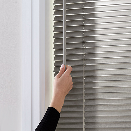 The Advantages of Venetian or Horizontal  Blinds