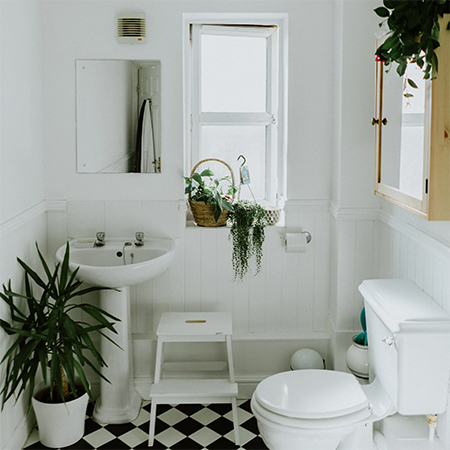 give old bathroom an update