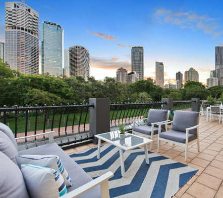 Tips on Decorating Outdoor Areas with Area Rugs