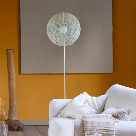 paint a canvas for room colour