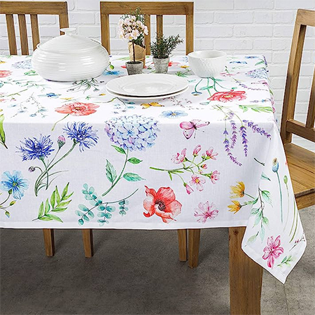 How Easy is it to Paint on Fabric?