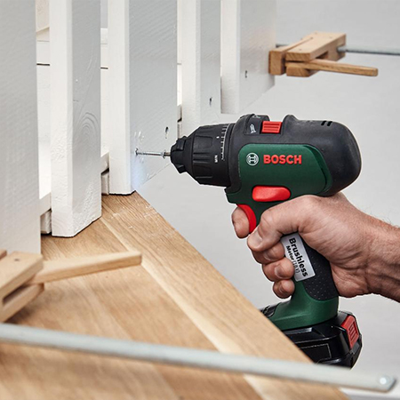 assemble the pallet table