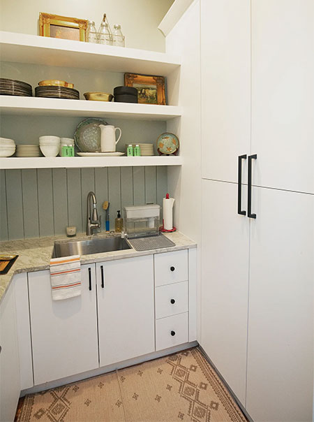 Floor-to-ceiling storage cupboards for a kitchen or dining room