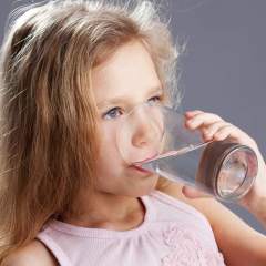 keep children hydrated