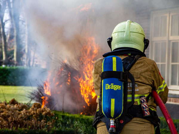 Essential Criteria to Consider When Hiring a Post-Disaster Mitigation Team