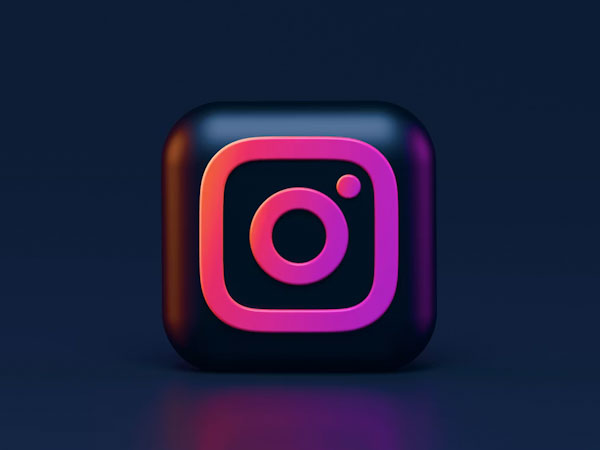 Growing a Home Décor Brand on Instagram: What to Know About Buying Instagram Likes