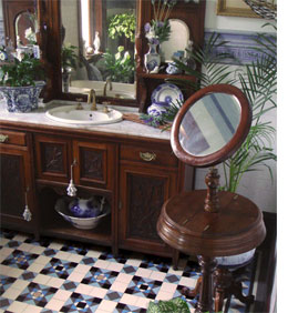 vintage style bathroom