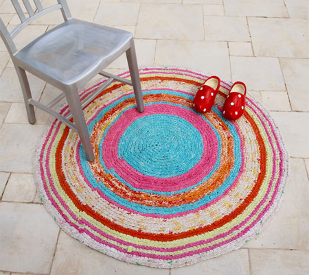 Recycled crochet rug 