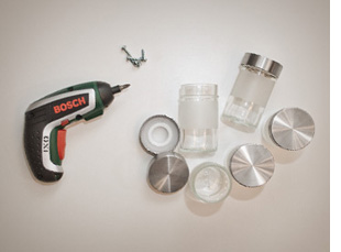 Make a hanging spice rack 