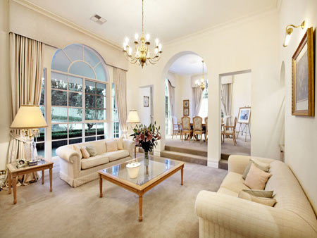 Chandeliers – a glittering trend in the world of light