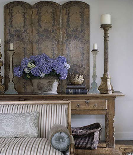 Tips on arranging furniture in a lounge