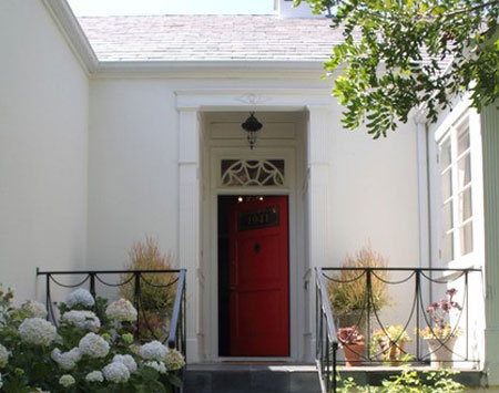 How to paint exterior wood 