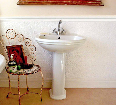 Easy wall texture with textured wallpaper 