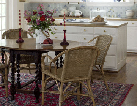 Decorate a dining room