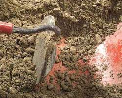 How to mix concrete for garden ornaments