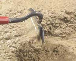 How to mix concrete for garden ornaments