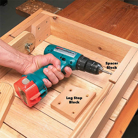 Fold away braai table