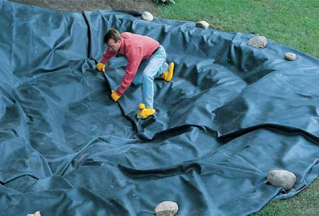 Simple ways to add water to a garden 