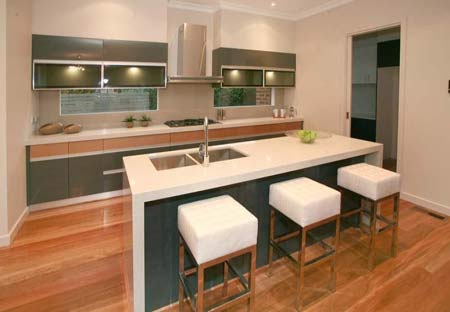 kitchen island makes a comeback